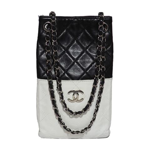 borsa michael chanel nera e bianca|Chanel borse.